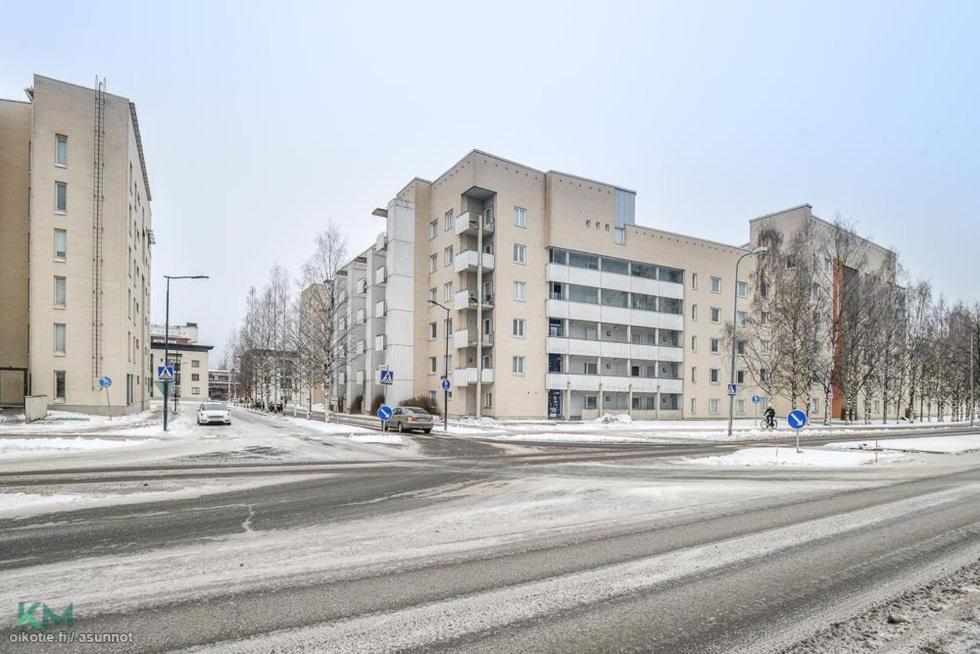 Bondo Oulu Privateroom-Yksityinenhuone-Личнаяkомната Into Centre-University-Bustrainstation,Sauna المظهر الخارجي الصورة
