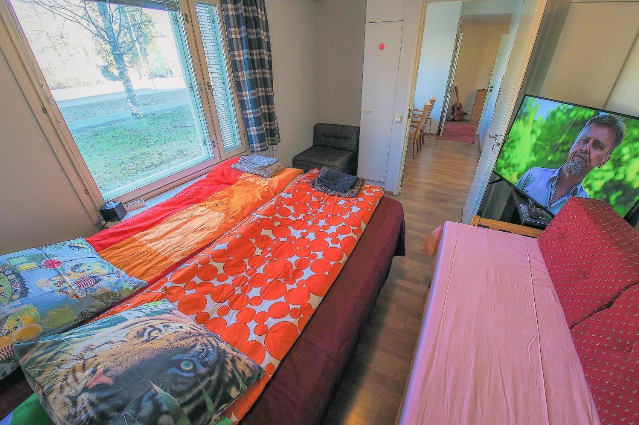 Bondo Oulu Privateroom-Yksityinenhuone-Личнаяkомната Into Centre-University-Bustrainstation,Sauna المظهر الخارجي الصورة